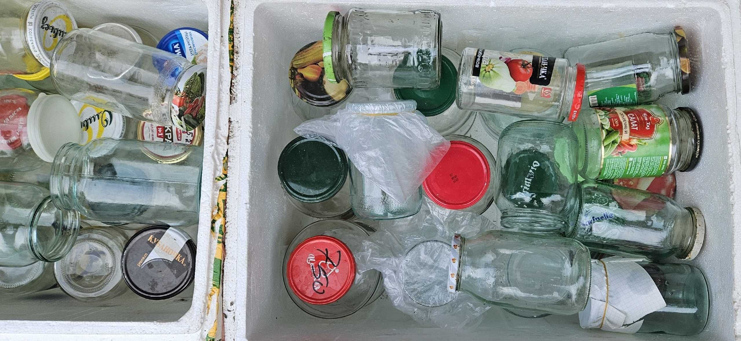 Банки стеклянные разного объема