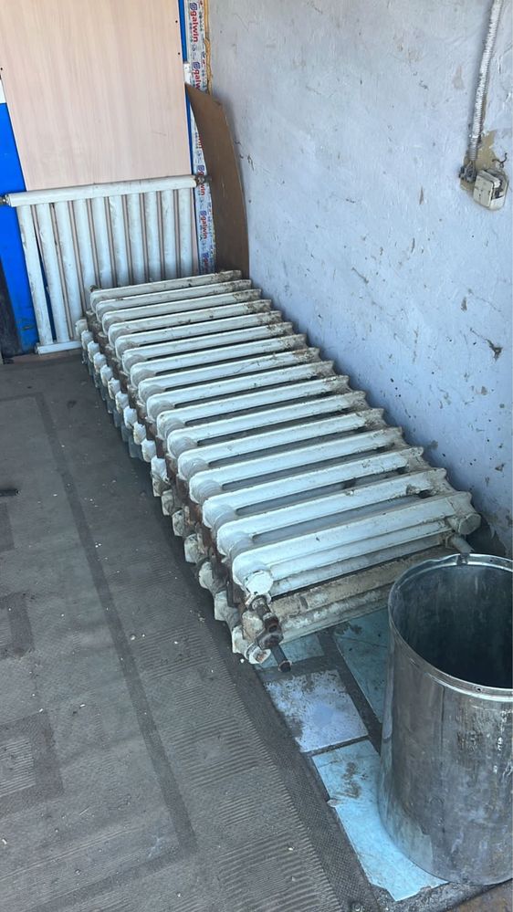Продам чугунные ботареие