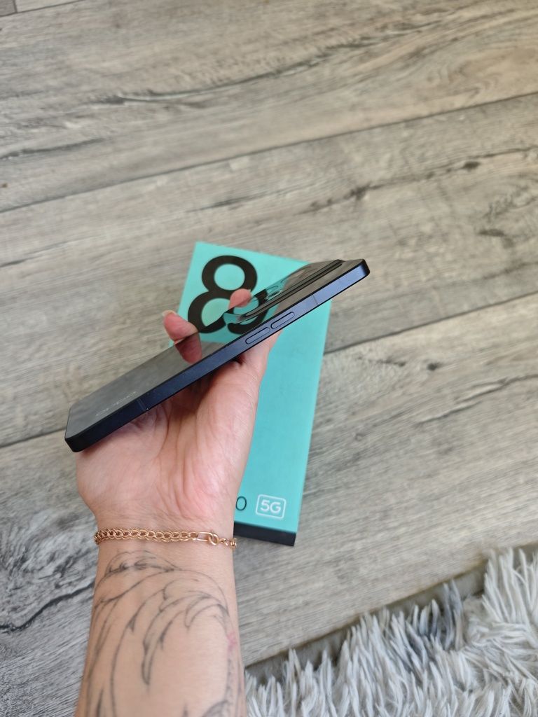 Смартфон Oppo reno 8 pro