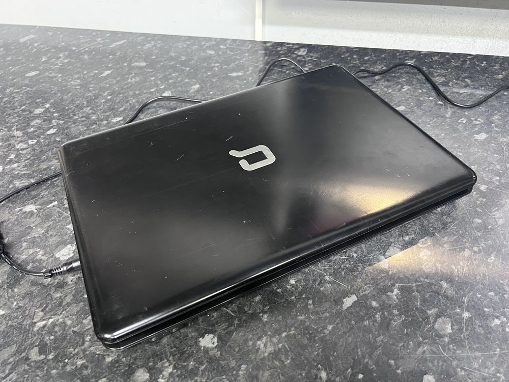 Ноутбук Compaq б/у