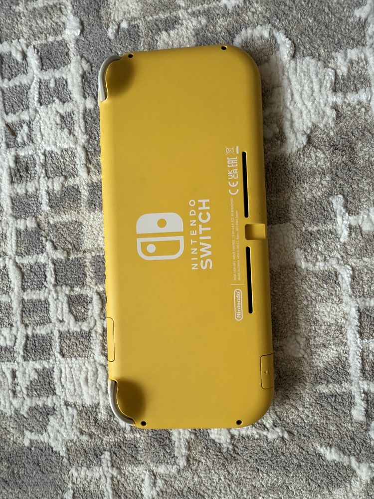 NINTENDO switch.