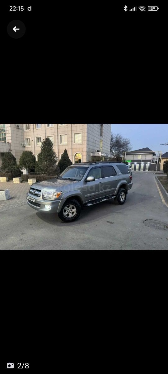 Toyota Sequoia 2004