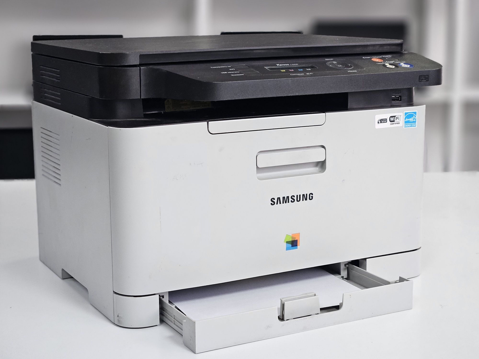 Лазерное цветное МФУ Samsung Xpress C460W - А4
