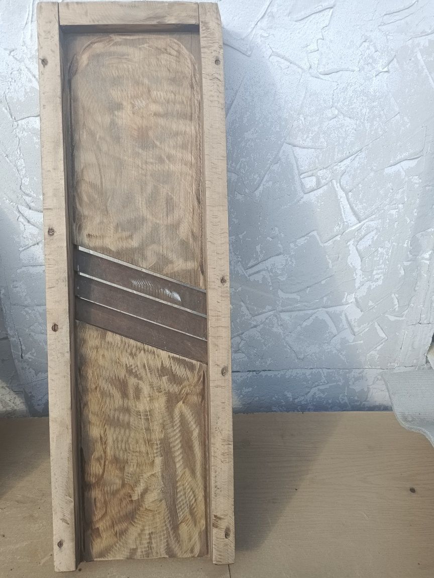 Продам доску для шинковки капусты.