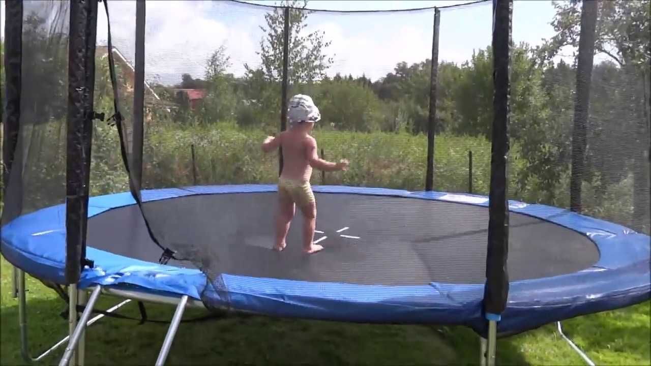 Батут  диаметр 366 см с защитной сеткой и лестницей