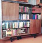 Продам Книжный шкаф