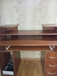 Продам стол компьютерный