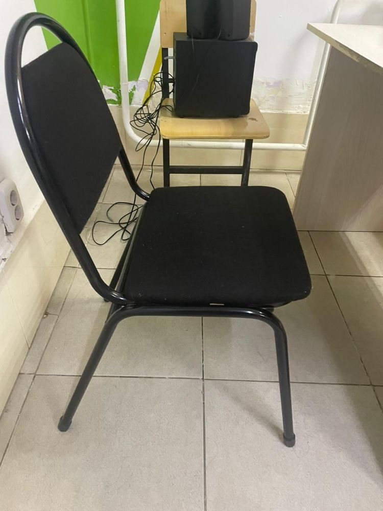 Продам вешалки кактусы,лавки,обувницы,полки и стулья