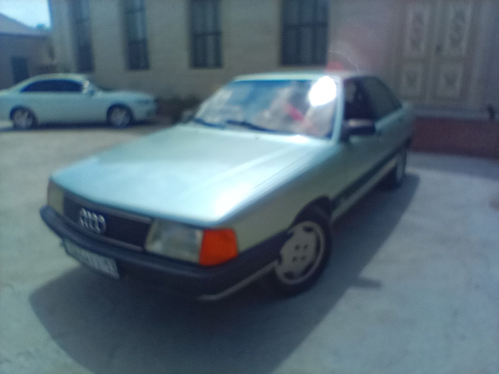 Ауди 100с3 СИЛЕДКА