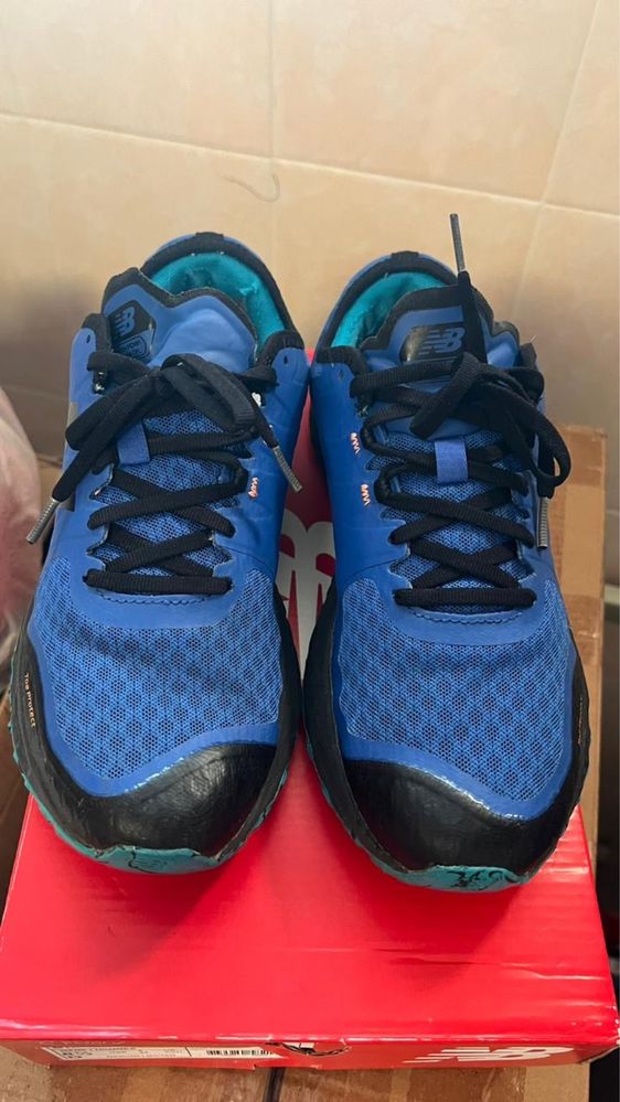 Кроссовки New Balance б.у. оригинал р. 42