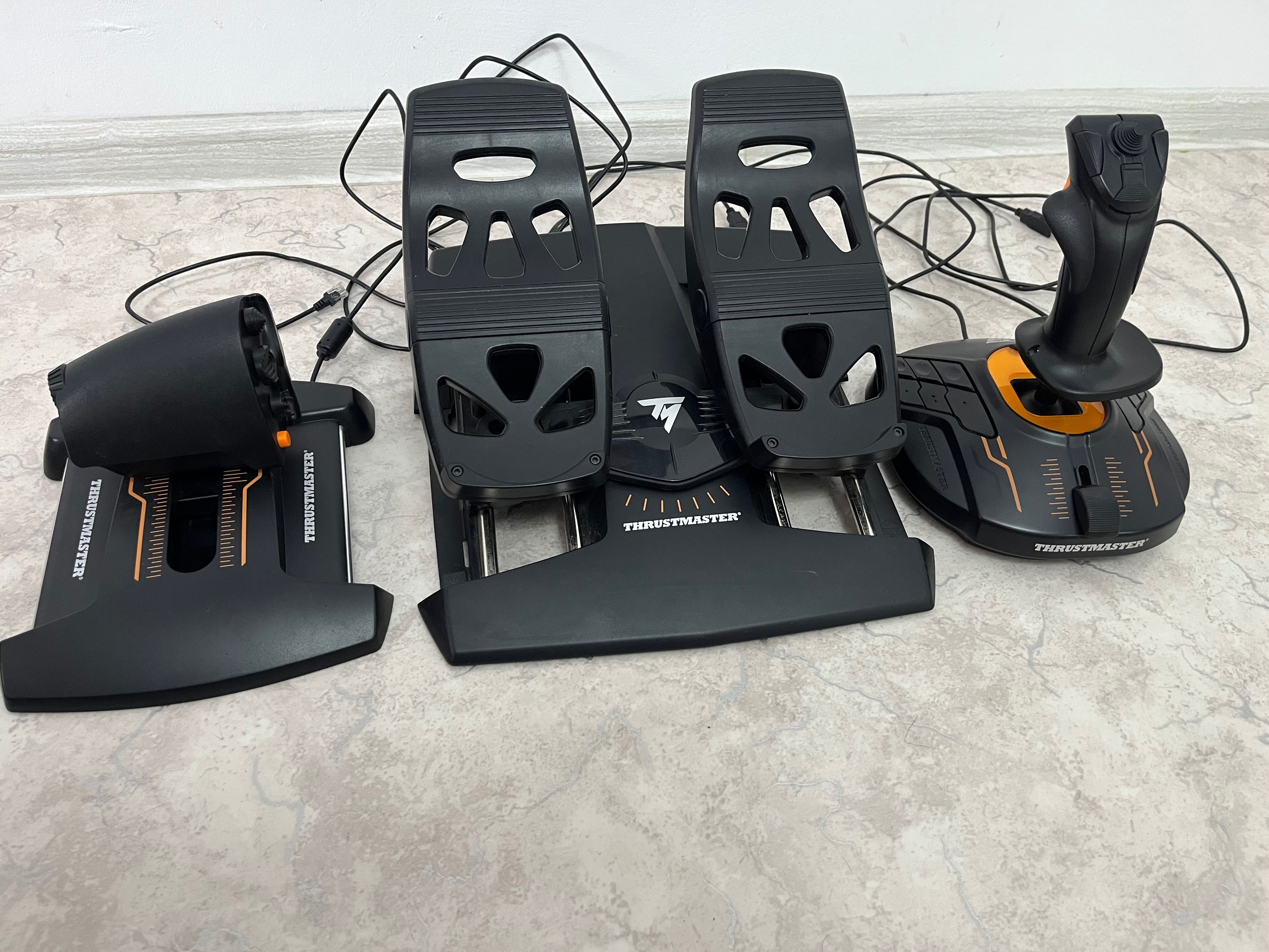 Игровой контроллер Thrustmaster T-16000M FCS Flight Pack черный