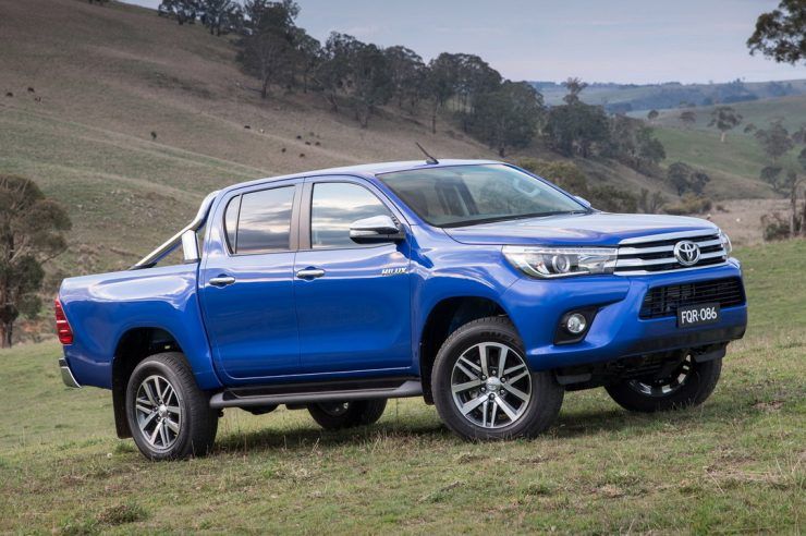 Фара на Toyota Hilux 16- Тойота Хайлюкс 16-
