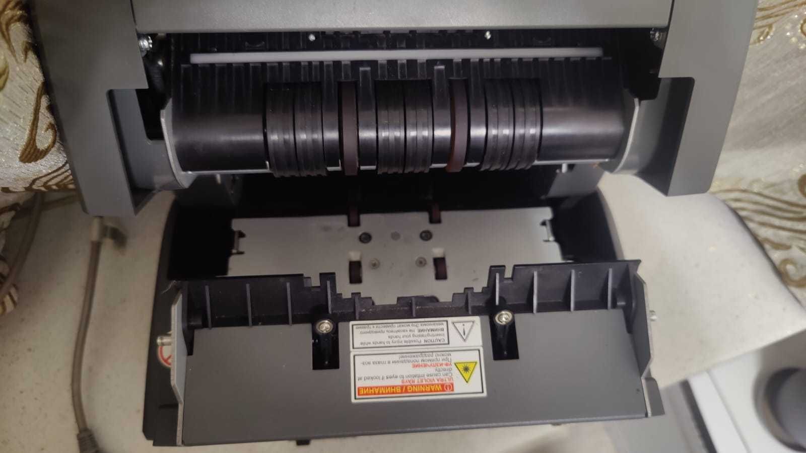 Счетчик банкнот DORS 800 Multi