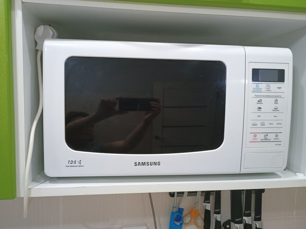 Продам микроволновку,в отличном состоянии, без ремонта
