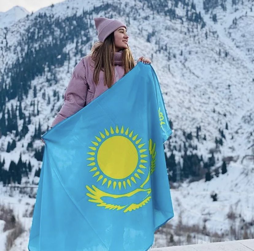 Государственный флаг Казахстана. Казахстанские флаги.