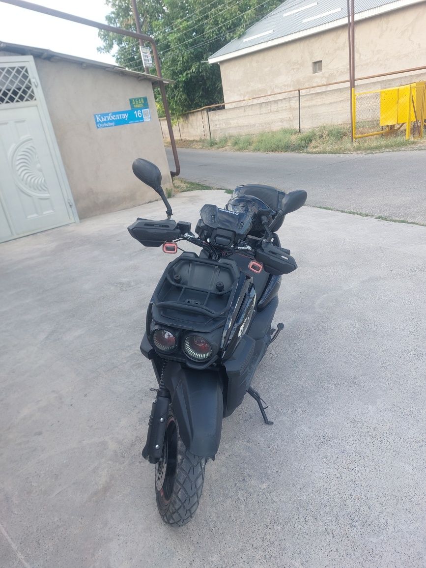 Продам скутер срочно