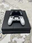 Продаётся PlayStation 4
