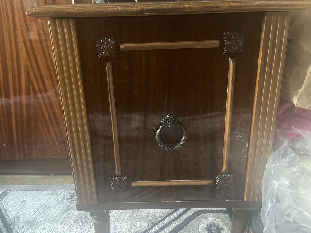 Продам спальный гарнитур