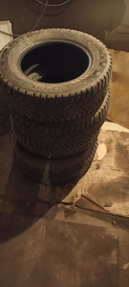 Продам резину зимнию