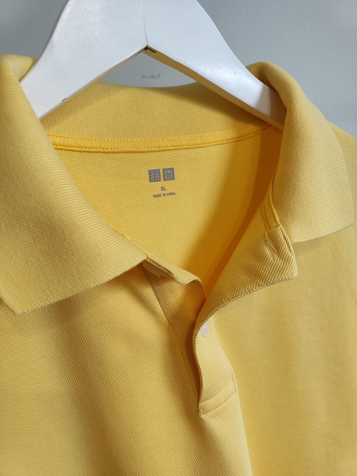 Солнечная футболка Uniqlo