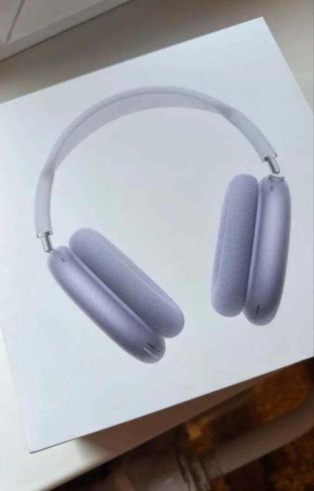 Airpods max purple
