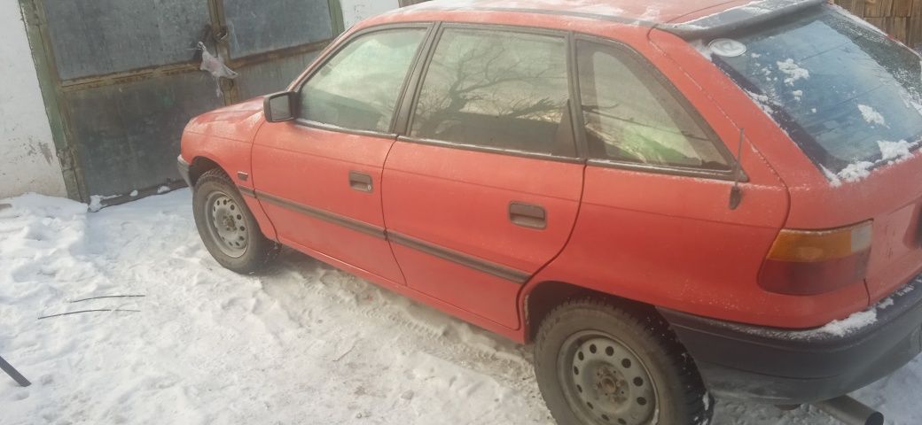 В продаже Опель астра ф