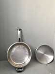 ОТДАМ ДАРОМ сковородку, глубокую, 10×26см, С КРЫШКОЙ, из стали, ЕС бу