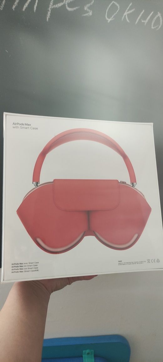 Airpods max 2 with smart case