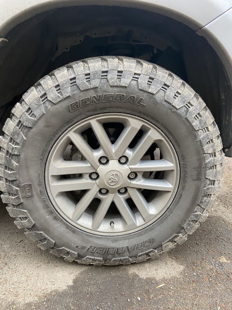Шины General Graber 265/70 R17 (без дисков)