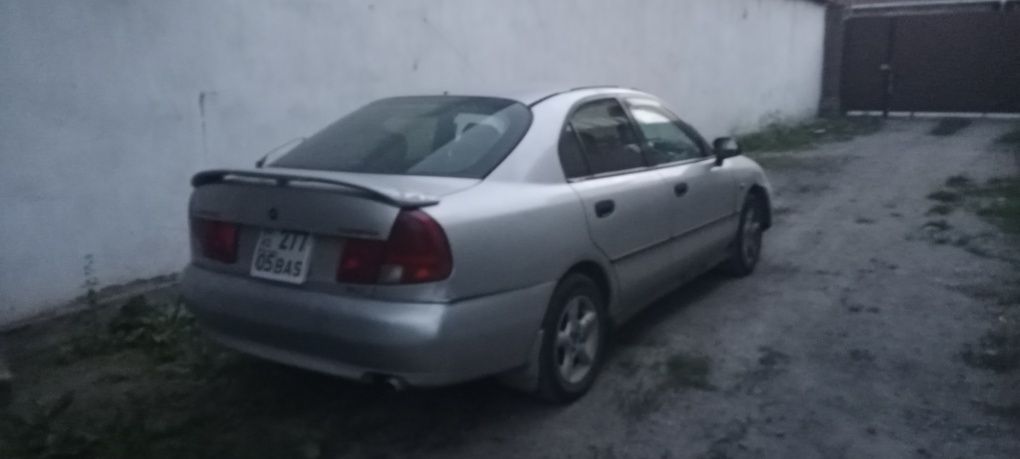 Mitsubishi carisma 1.6 автомат обмен с вашей доплатой или ключ на ключ