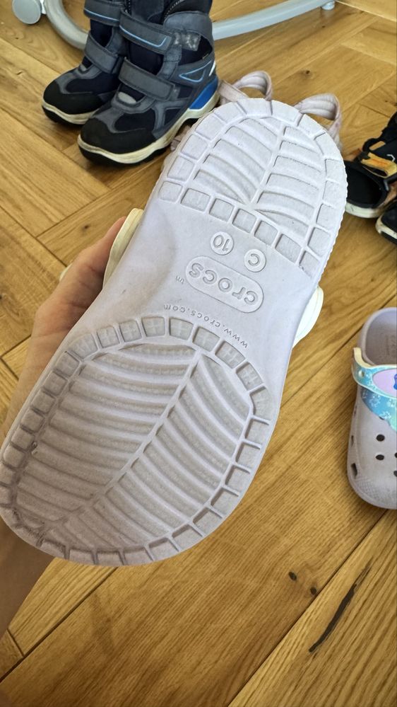 Прлдаю детские  CROCS оригинал