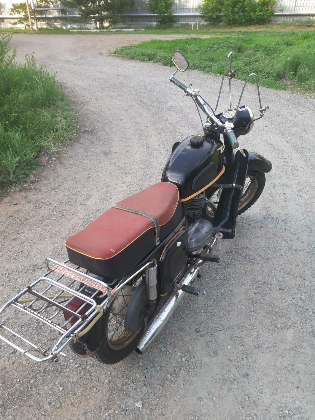 Продам мотоцикл Восход 1