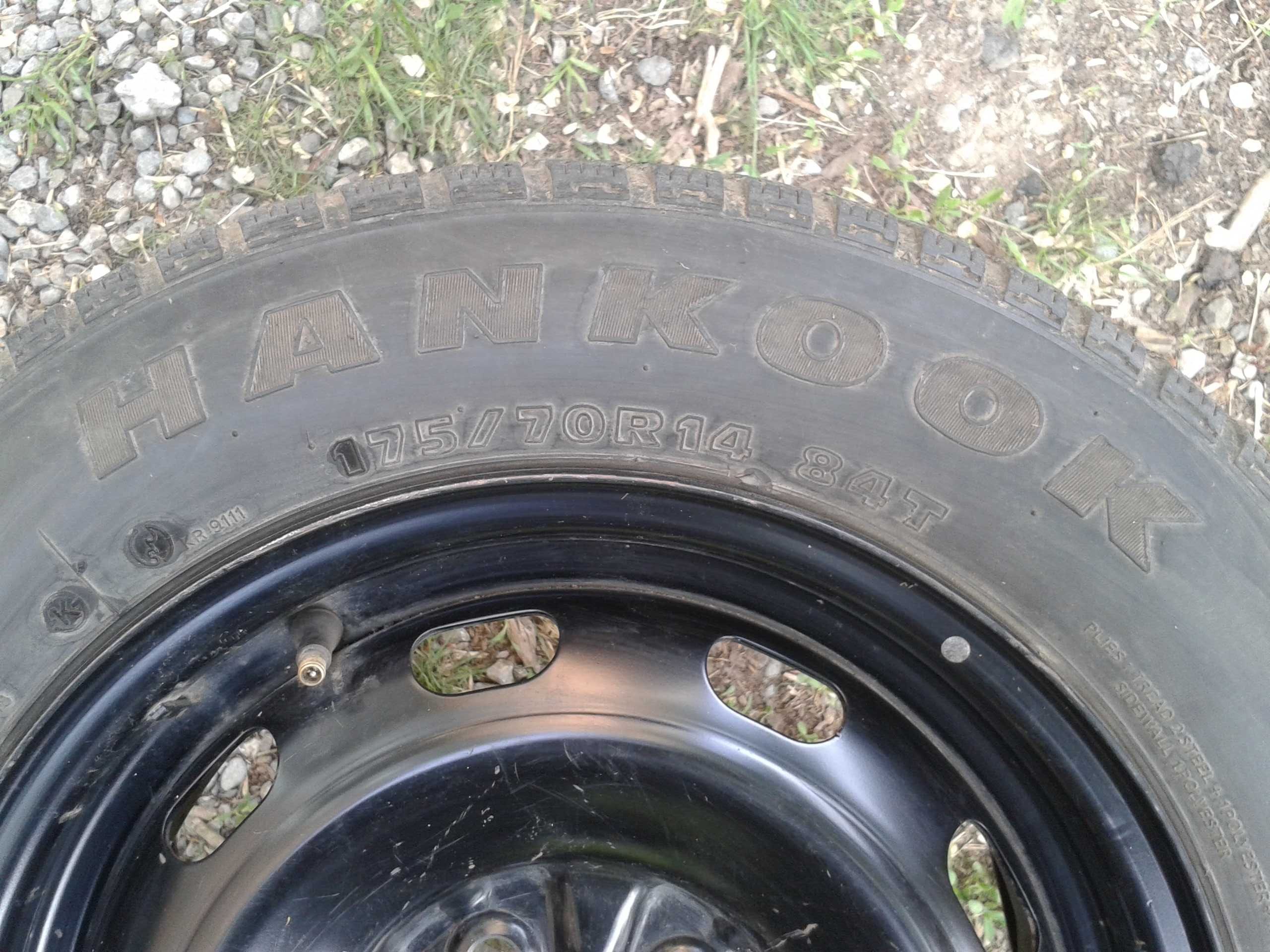 Hankook бескамерная 175 70 R14 всесезонная шина диск Carina запаска