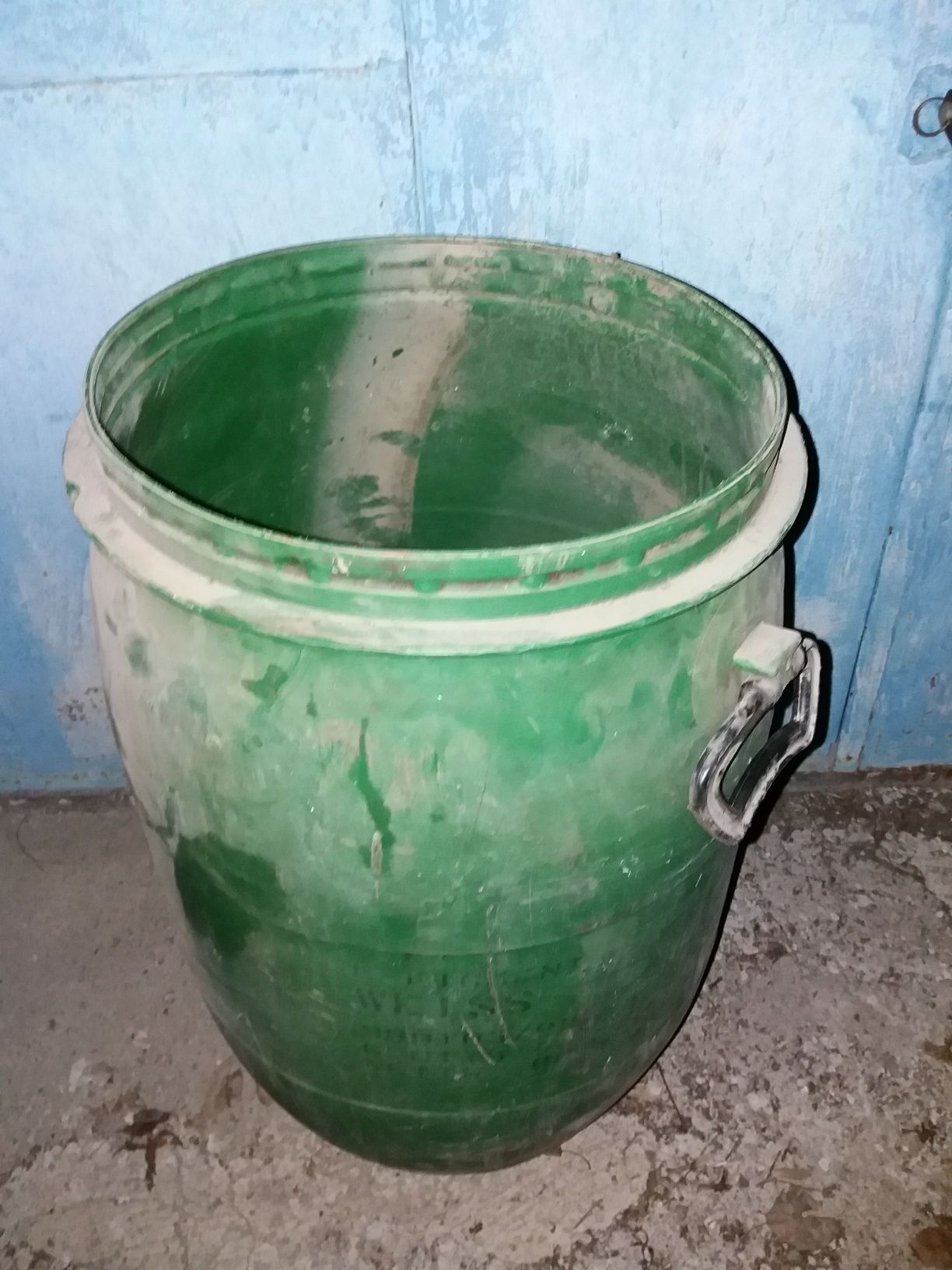 Продам бутыль и бочку
