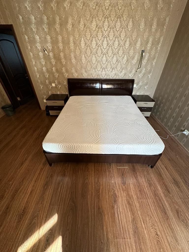 Продам Кровать и матрас