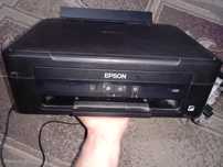Продам срочно цветной принтер Epson 222 МФУ 3 в 1