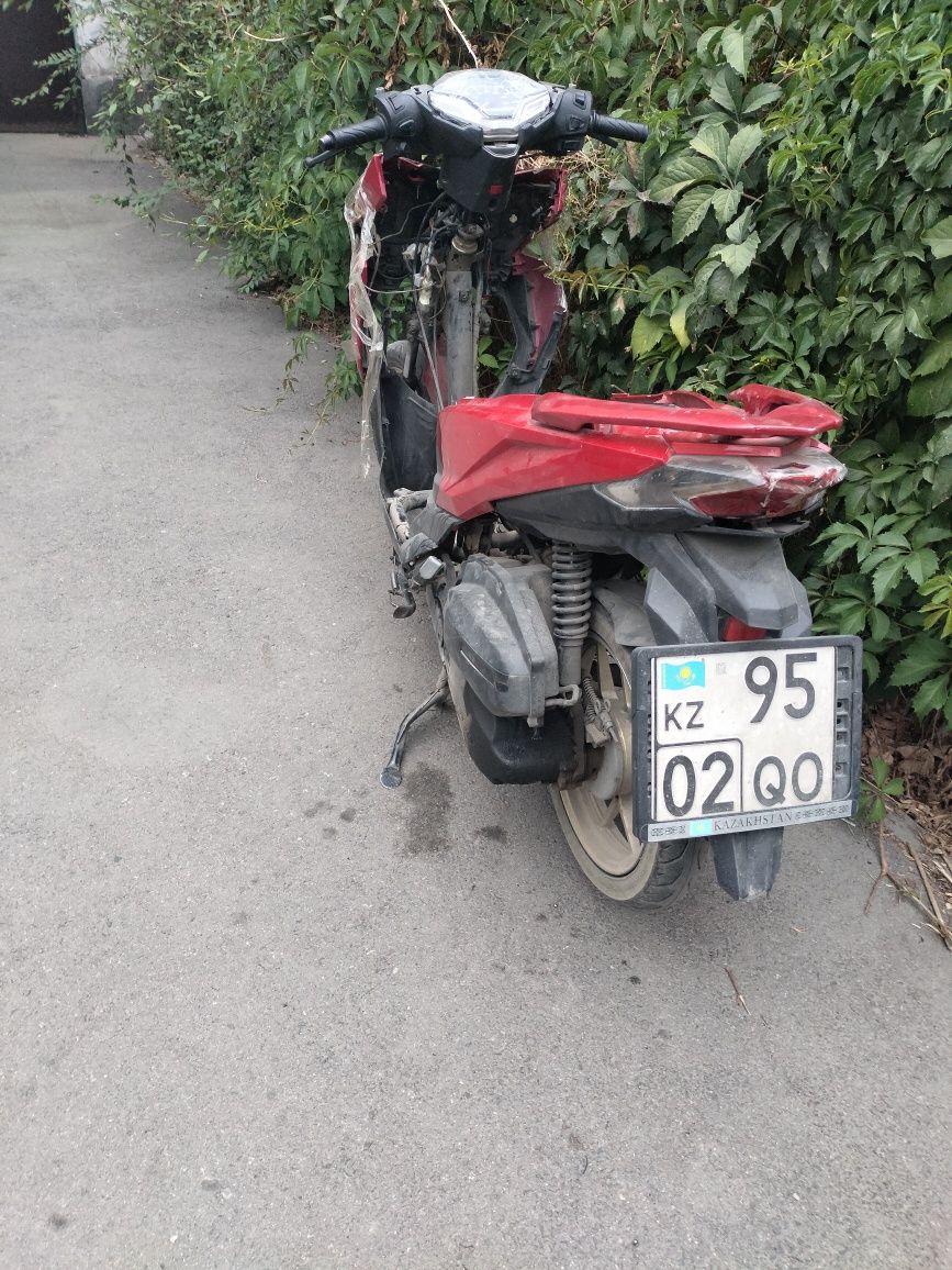Продам мопед нет искры