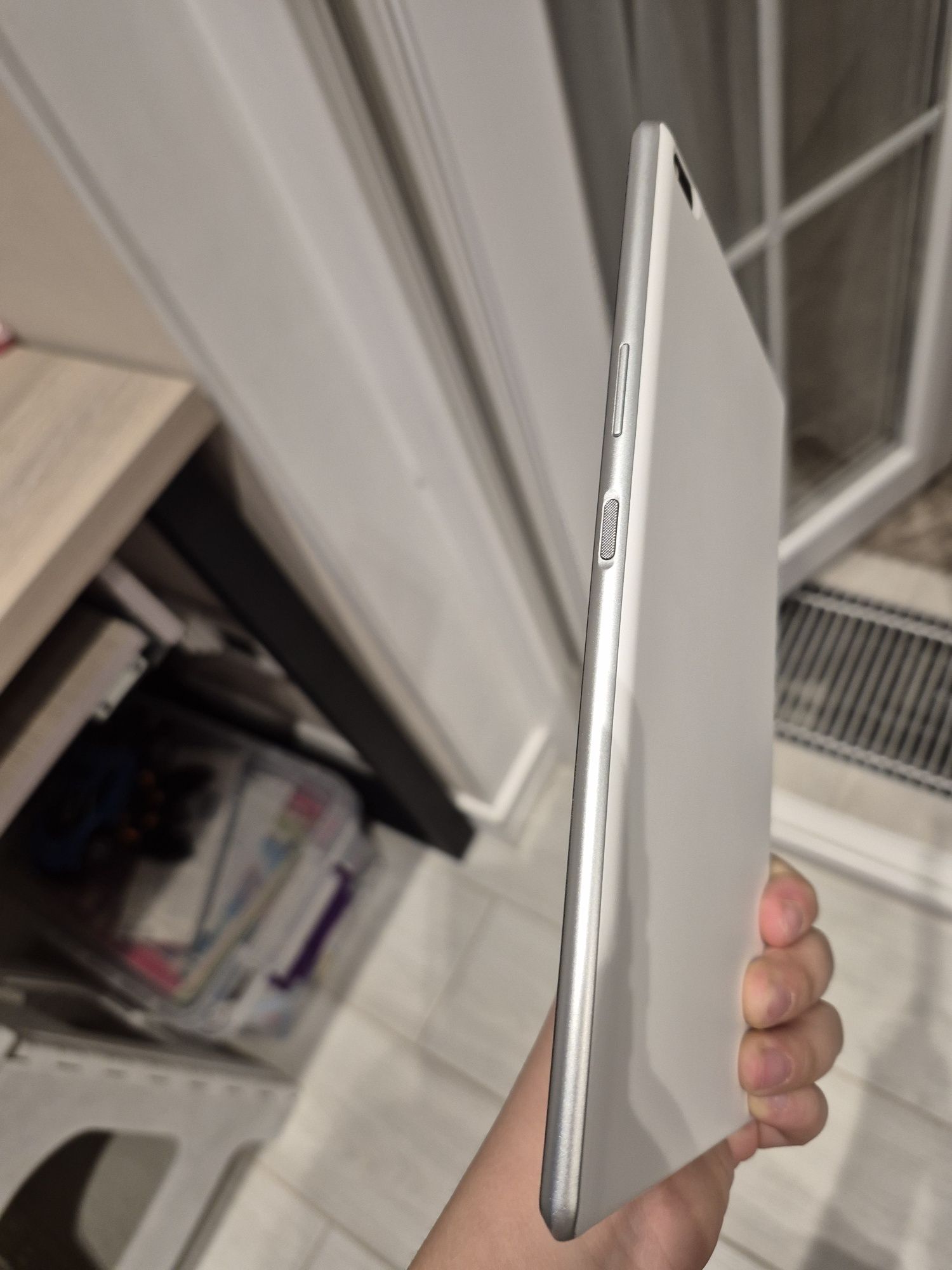 Планшет модель: Lenovo TB-8504X (б/у) В хорошем состоянии без дефектов