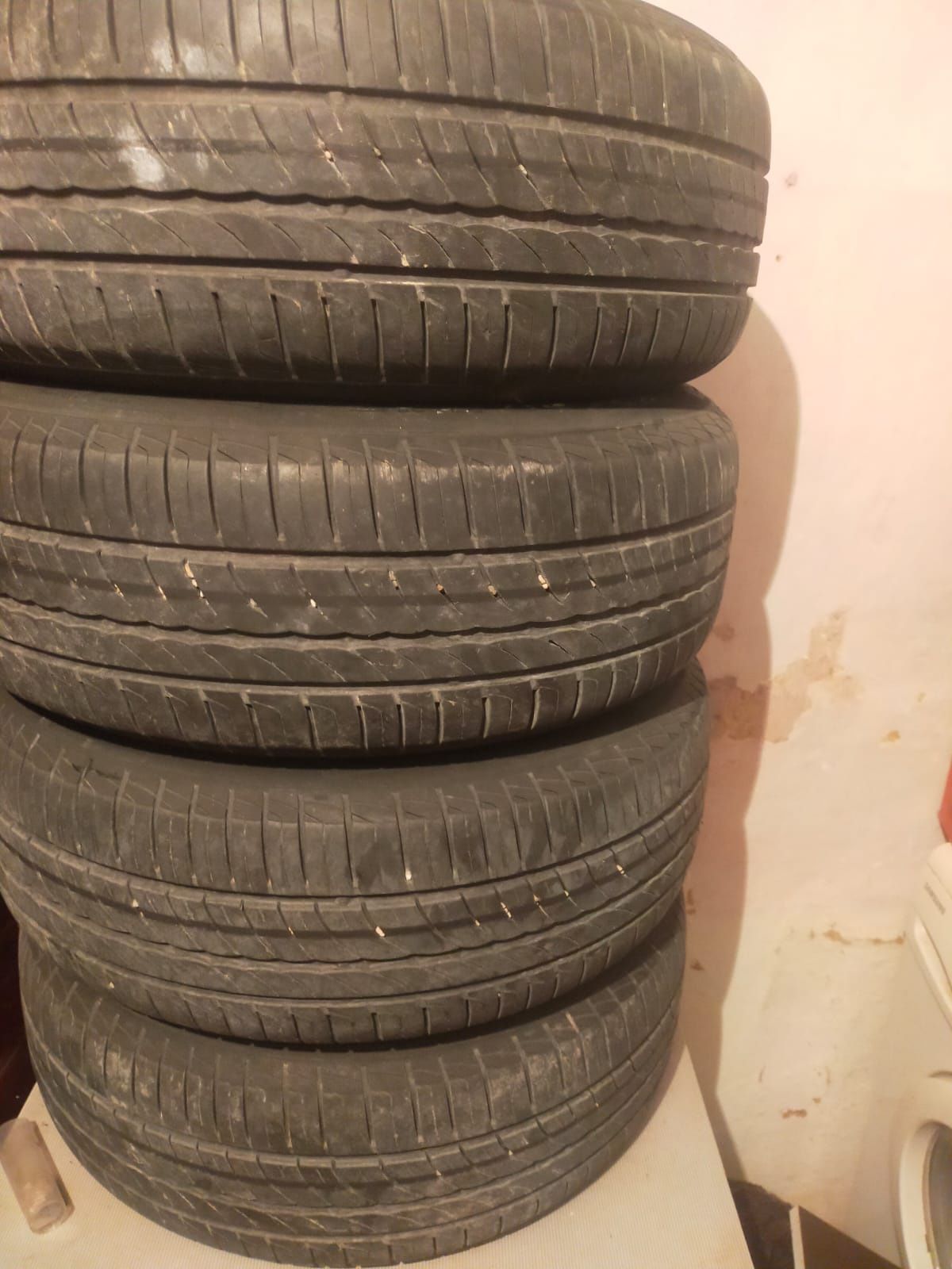 Продам колеса срочно