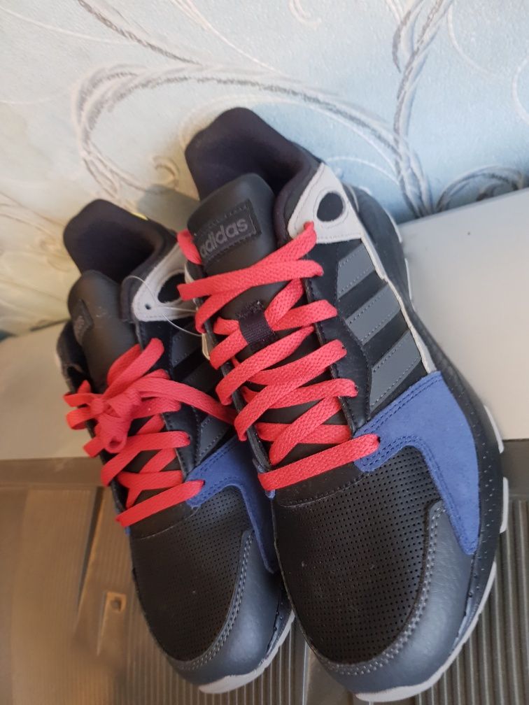 ADIDAS кроссовки