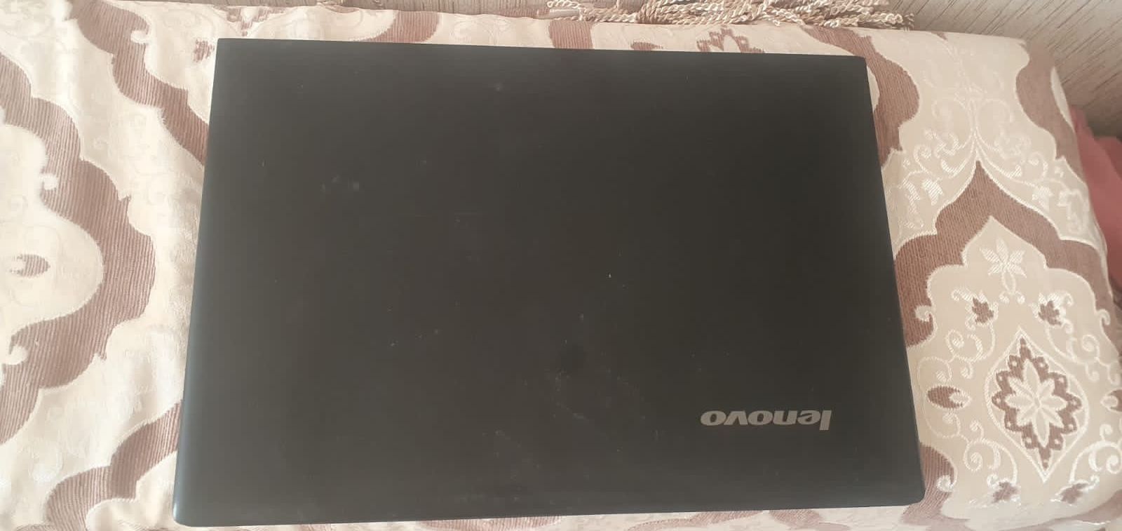 Продам ноутбук lenovo i core 3