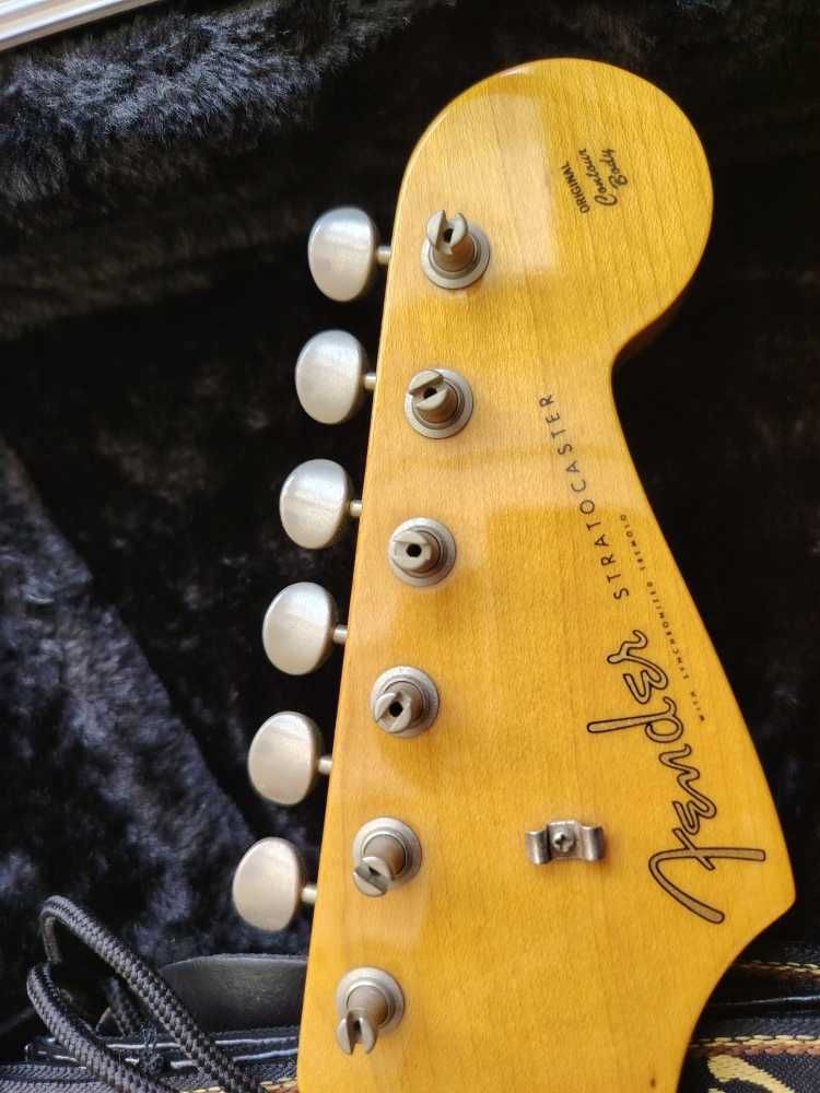 СРОЧНО Продам гитару Fender stratocaster оригинал Япония