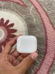 Продоется airpods состояния хороший новый нету грязи.