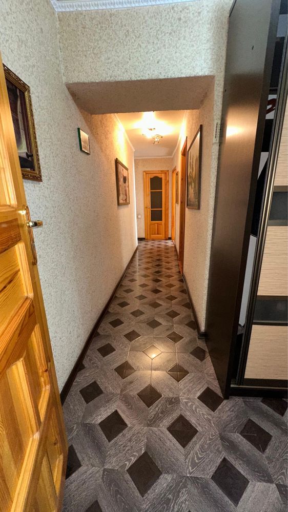 Продам 3х комн квартиру