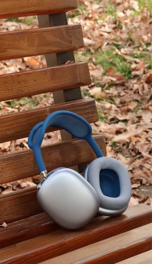 AirPods Max синий