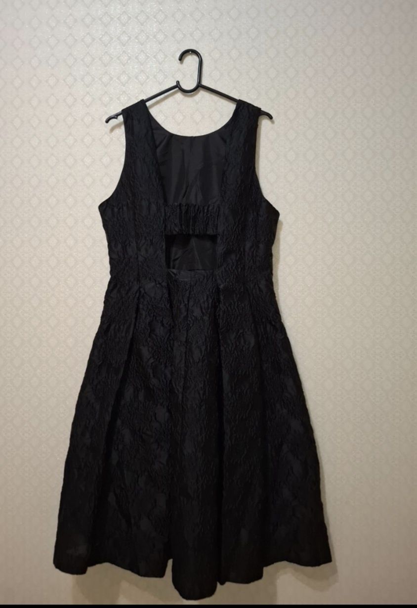 Продаю красивое осеннее платье от H&M