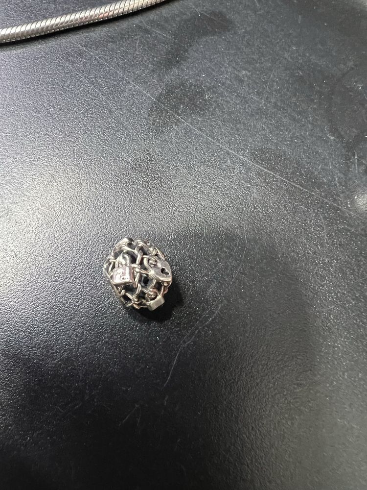 Продам браслет серебро Pandora