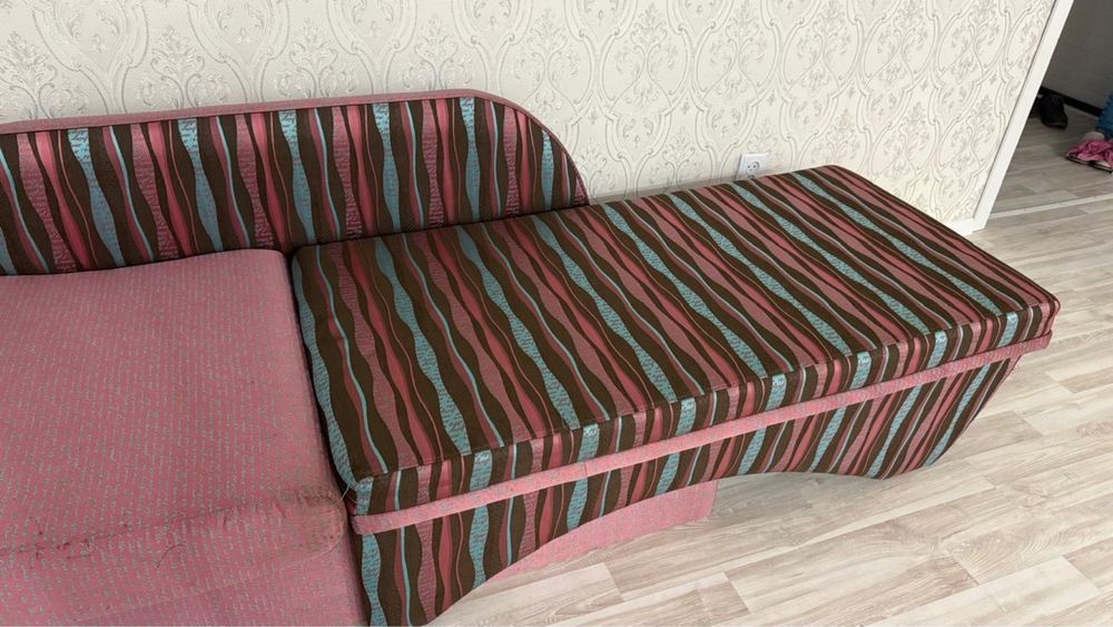 Продам диван тахту