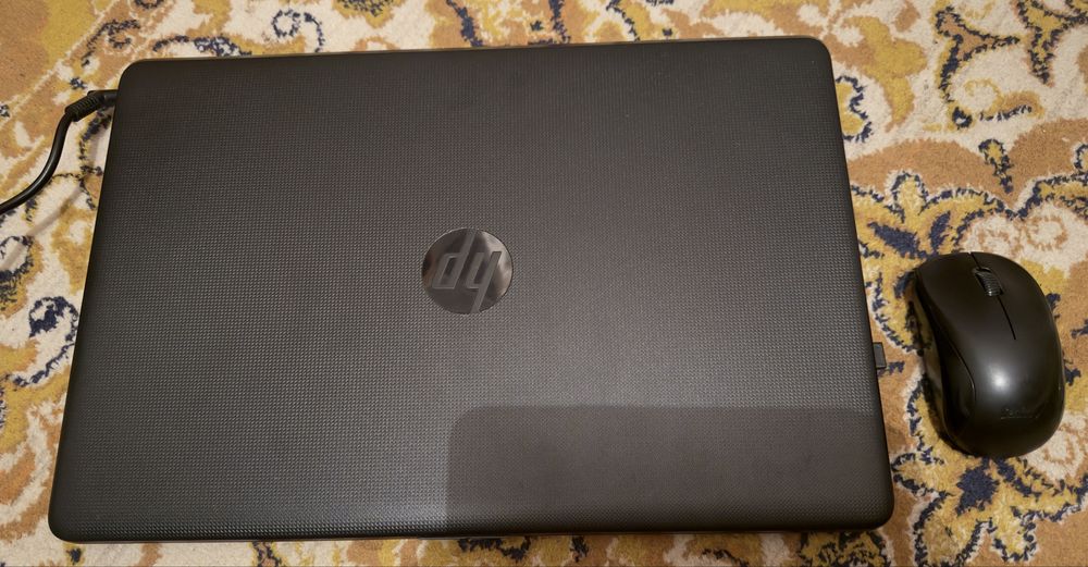 Продам ноутбук HP в идеальном состоянии
