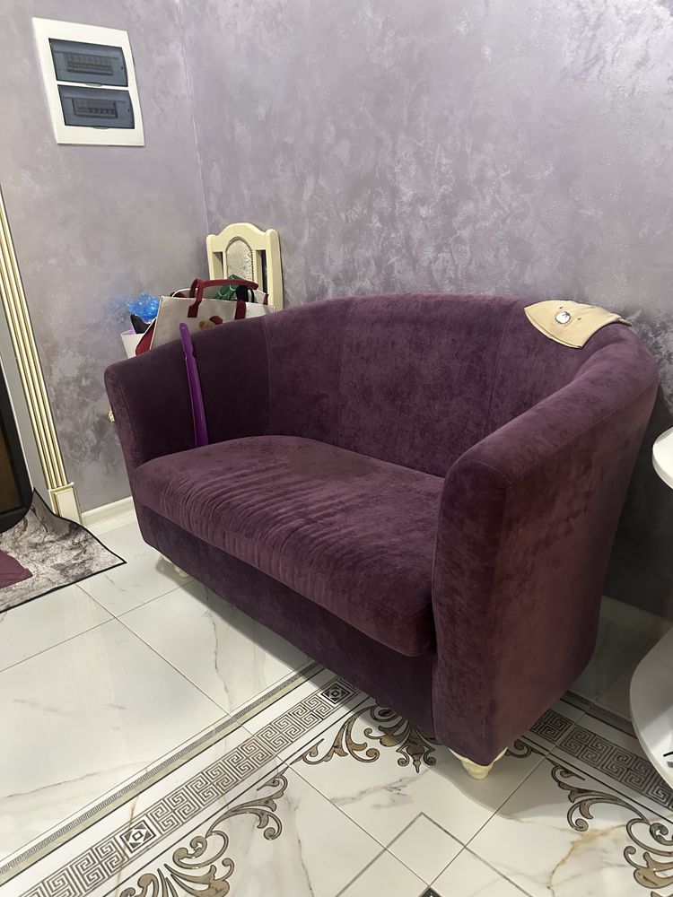 Продам не большой диван